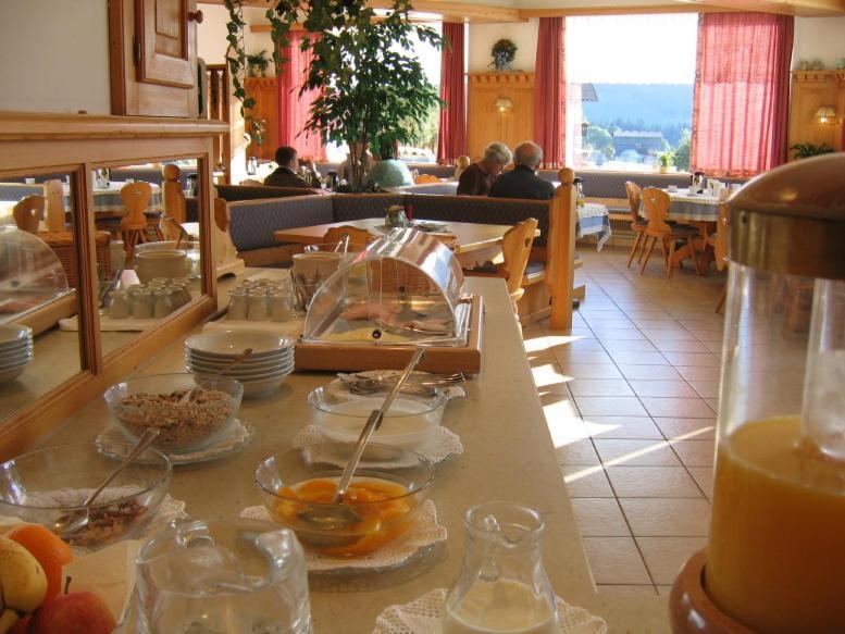 Hotel Pension Sonnenuhr Tauplitz Eksteriør bilde